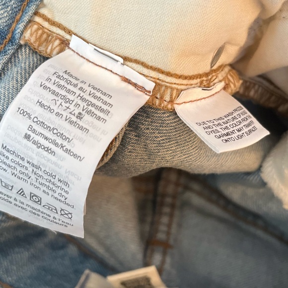 Madewell Rigid Denim A-Line Mini Skirt in Lakeline Wash: Eco Edition - Picture 6 of 8